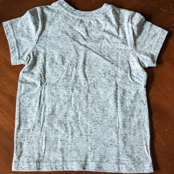 🌄 Okie Dokie Boy's Pocket T-shirt; Size: 4T - Picture 2 of 3